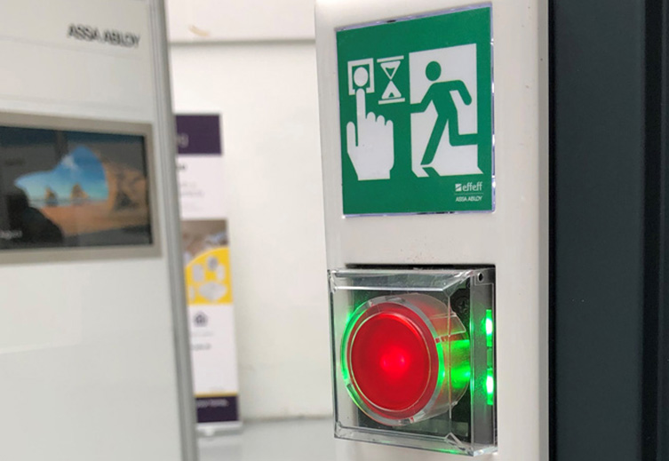 Nødudgang og flugtveje